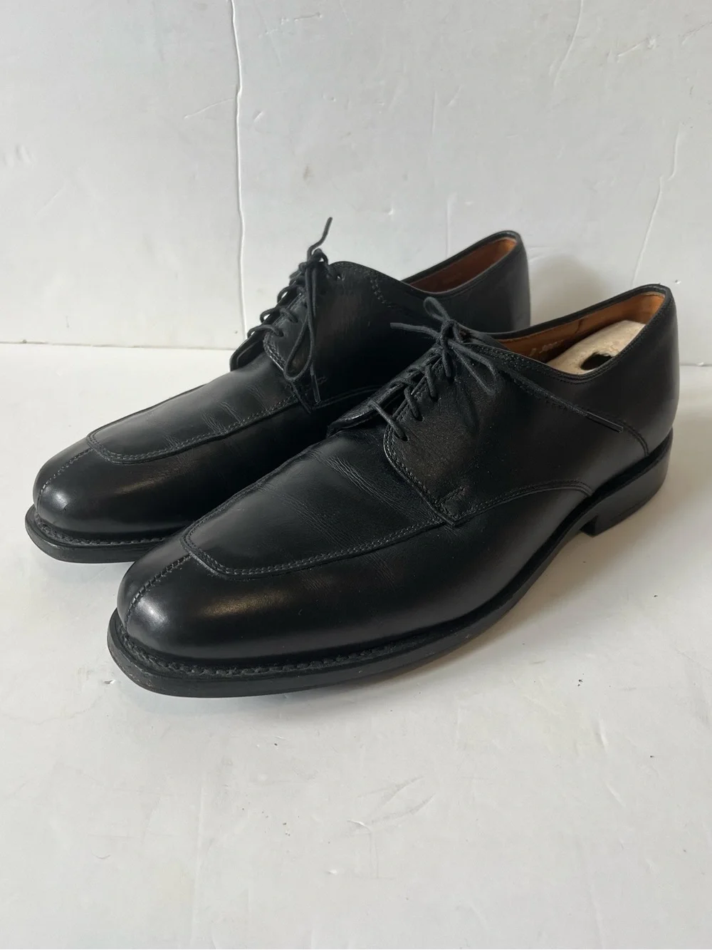Allen Edmonds Denton black leather split-toe lace-up derby dress shoes size 9.5D